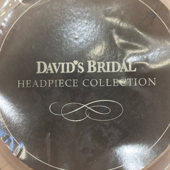 Headpiece - Picture 2 of 3